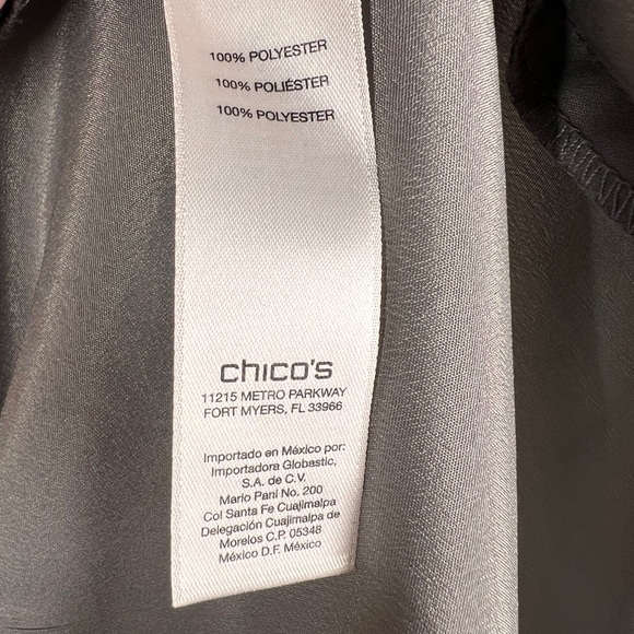 EUC Chico’s Crinkle Texture Blouse - Picture 7 of 7